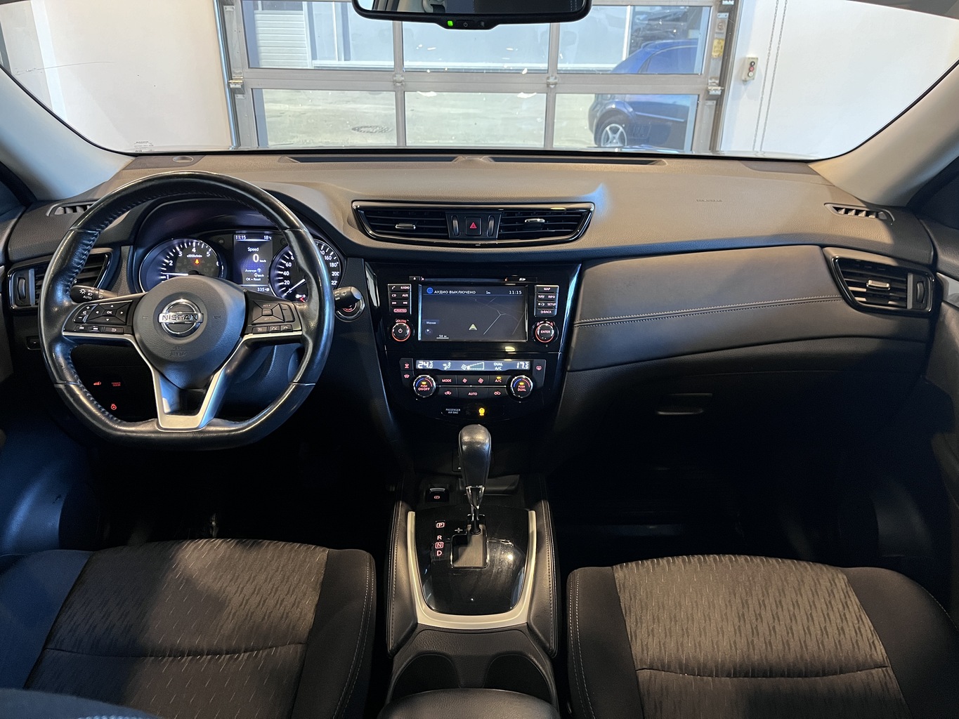 NISSAN X-TRAIL