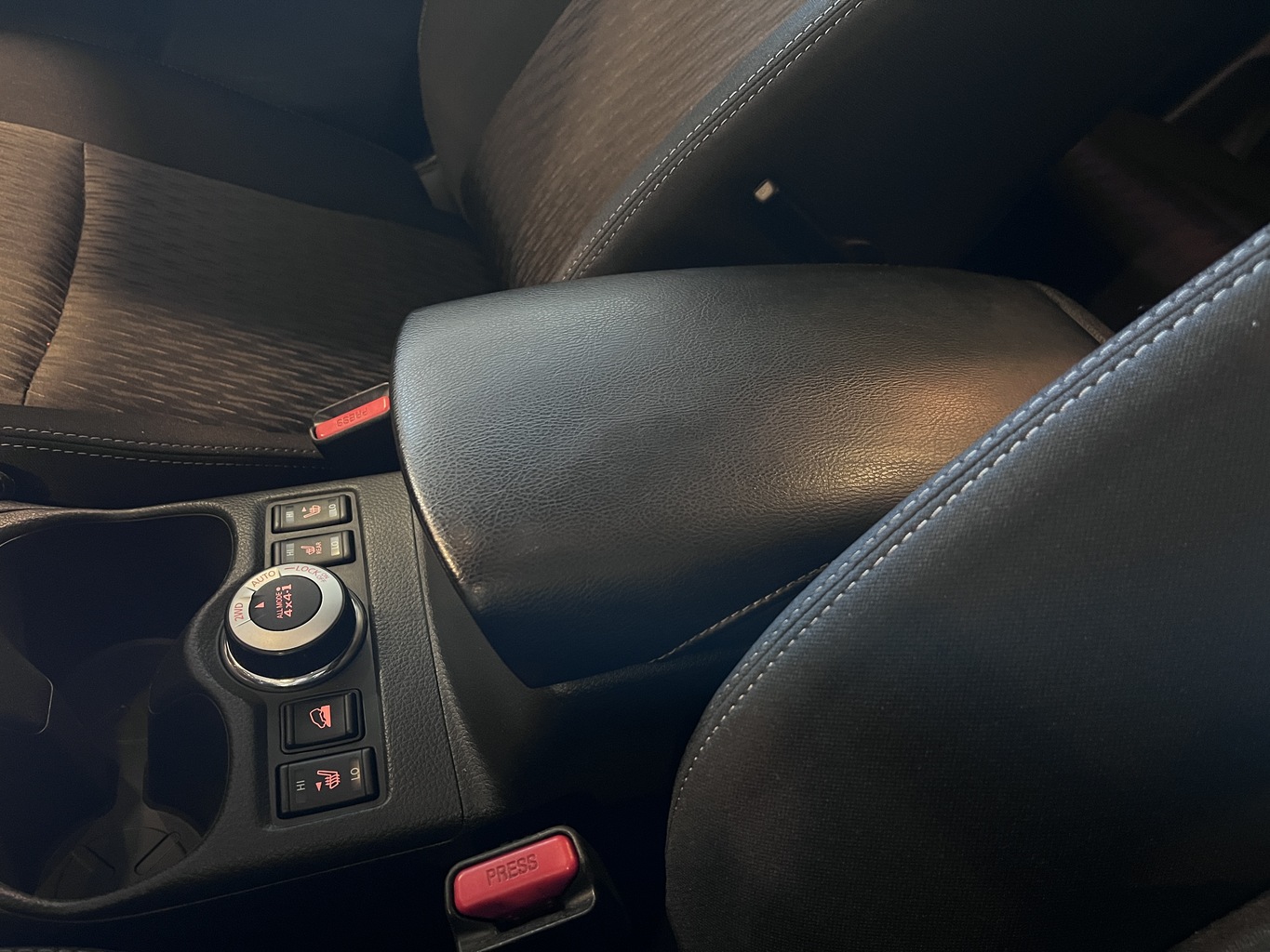 NISSAN X-TRAIL