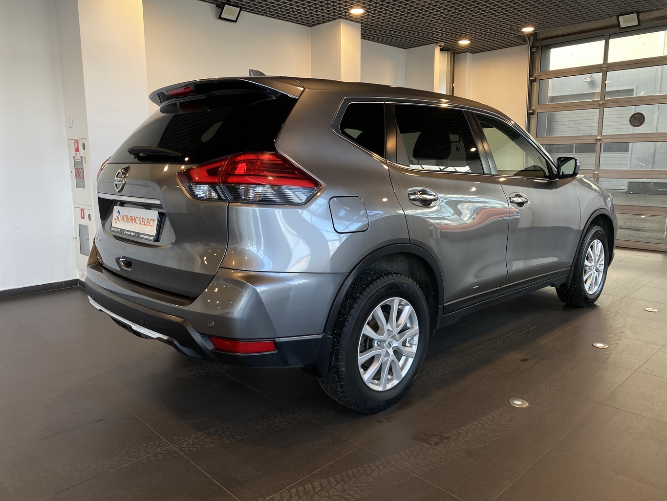 NISSAN X-TRAIL