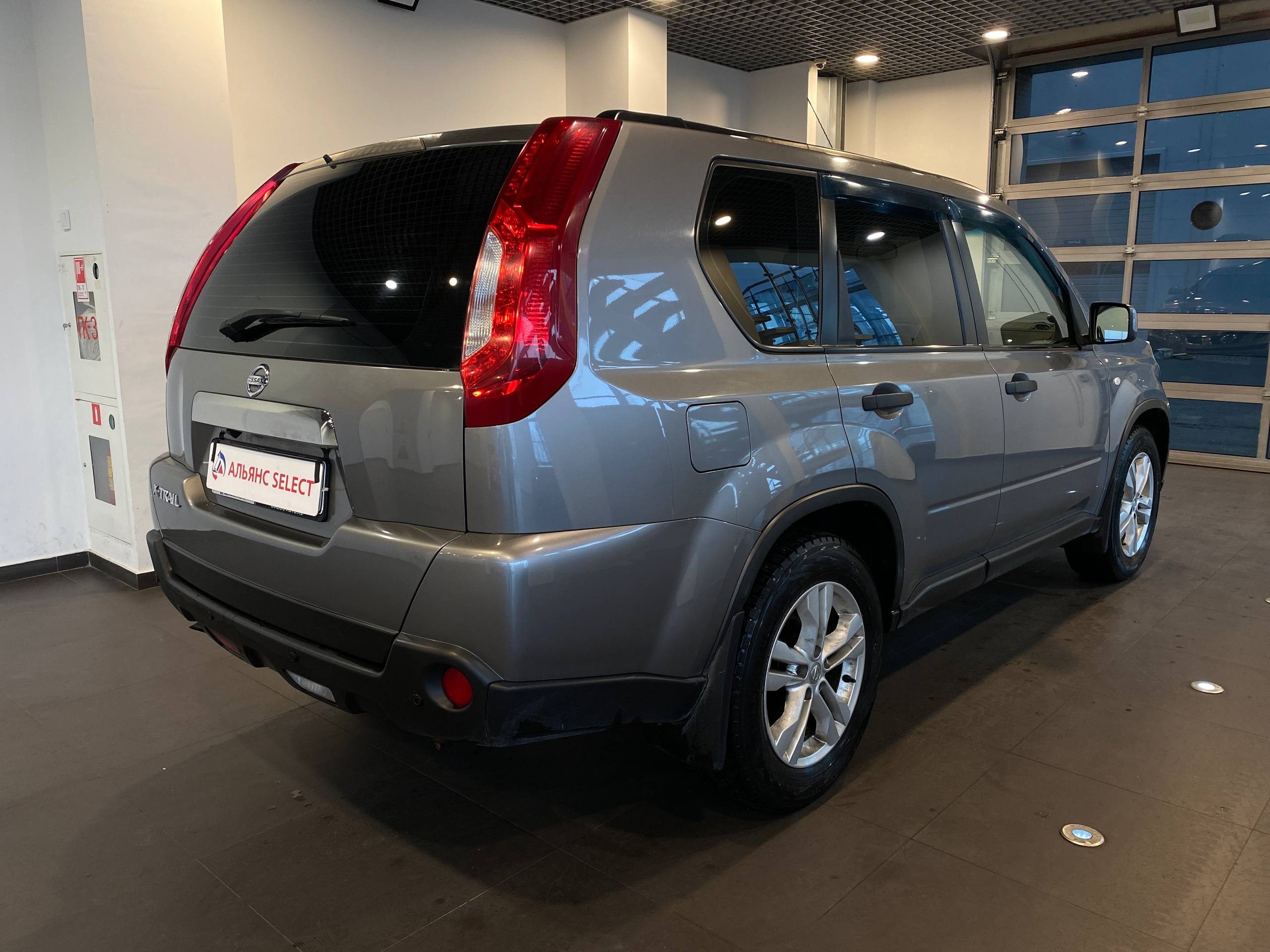 NISSAN X-TRAIL
