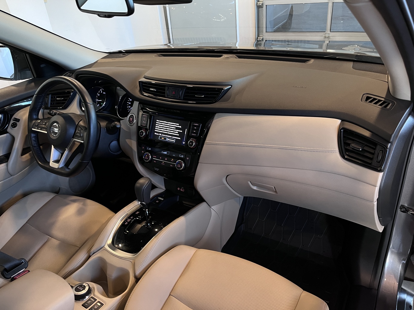 NISSAN X-TRAIL