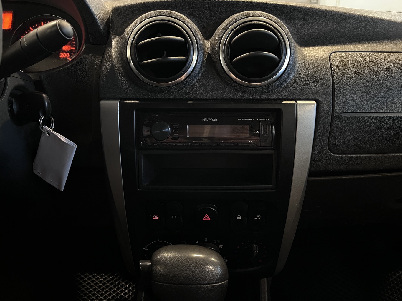 NISSAN ALMERA