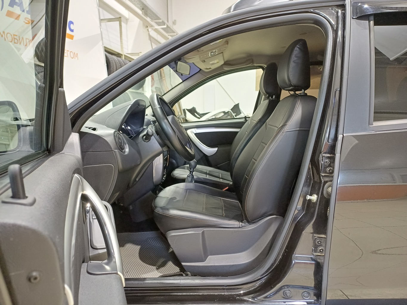 NISSAN TERRANO