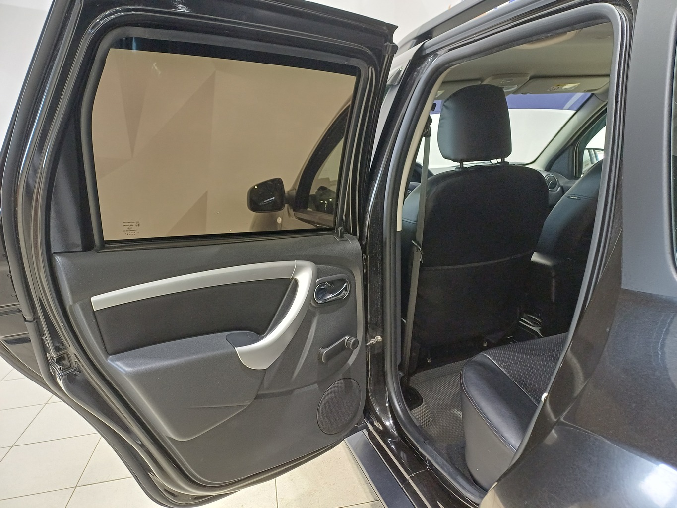 NISSAN TERRANO