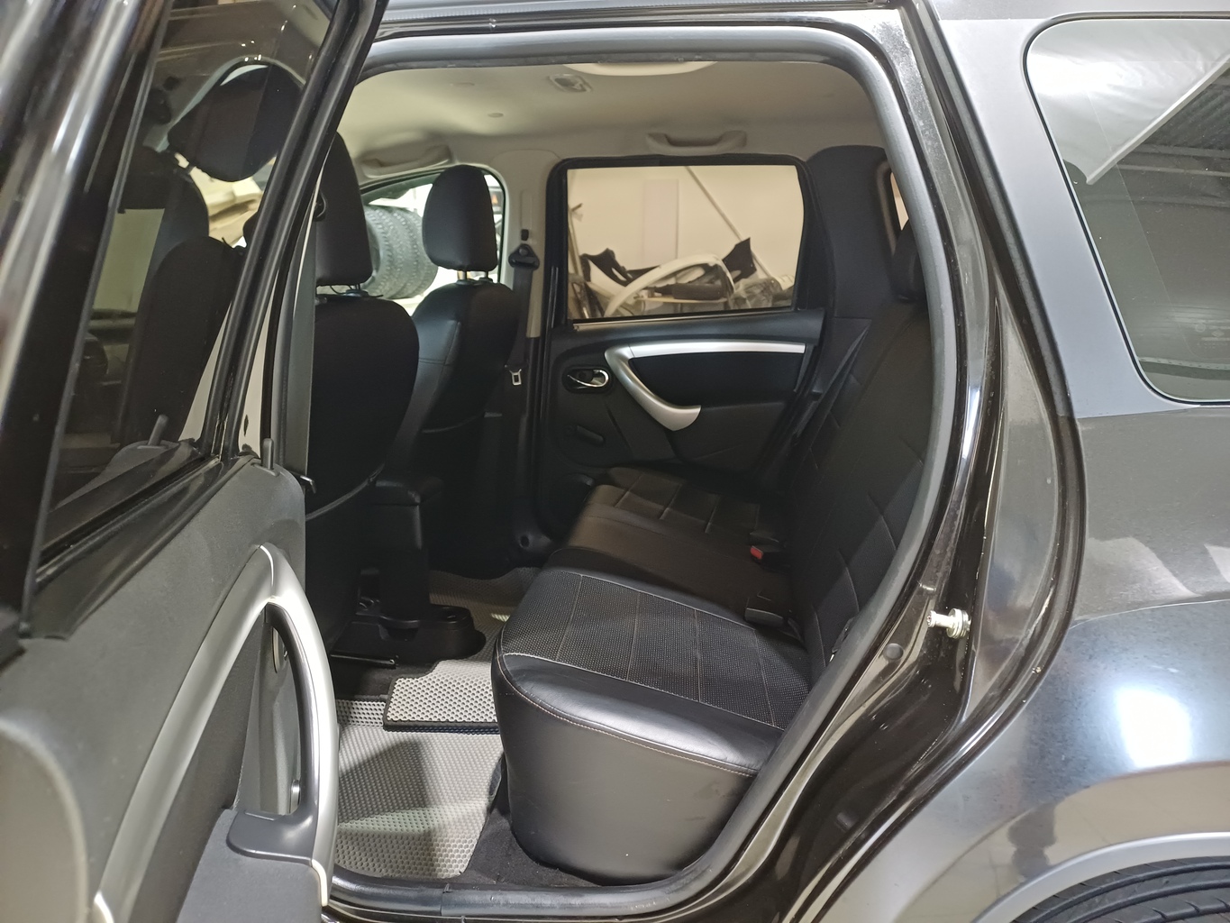 NISSAN TERRANO