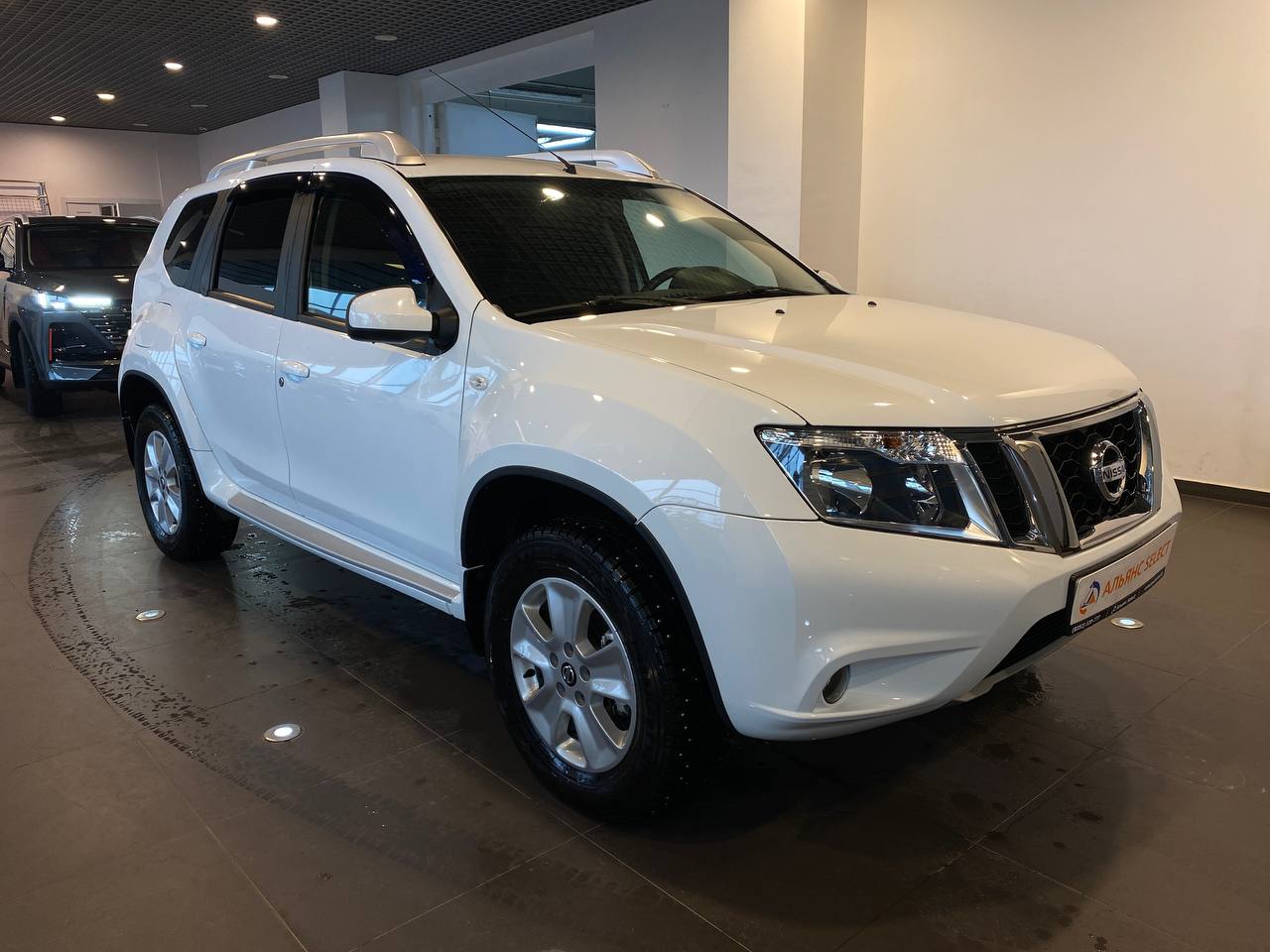 NISSAN TERRANO