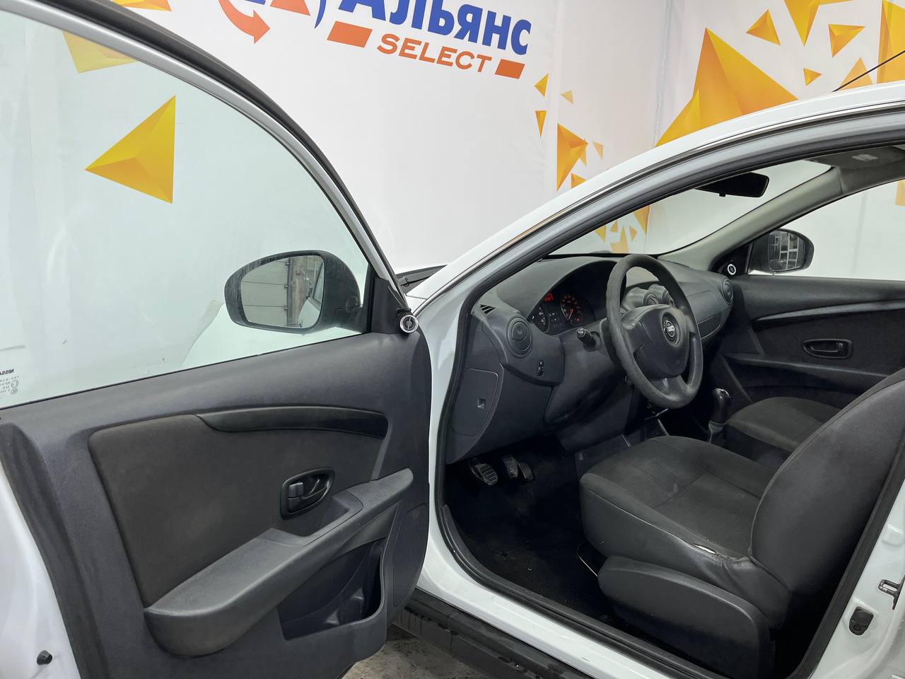 NISSAN ALMERA