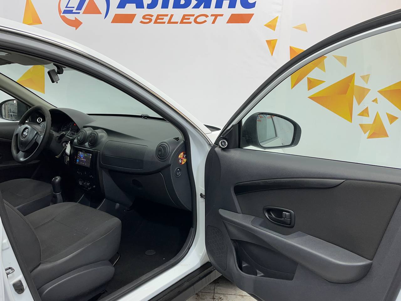 NISSAN ALMERA