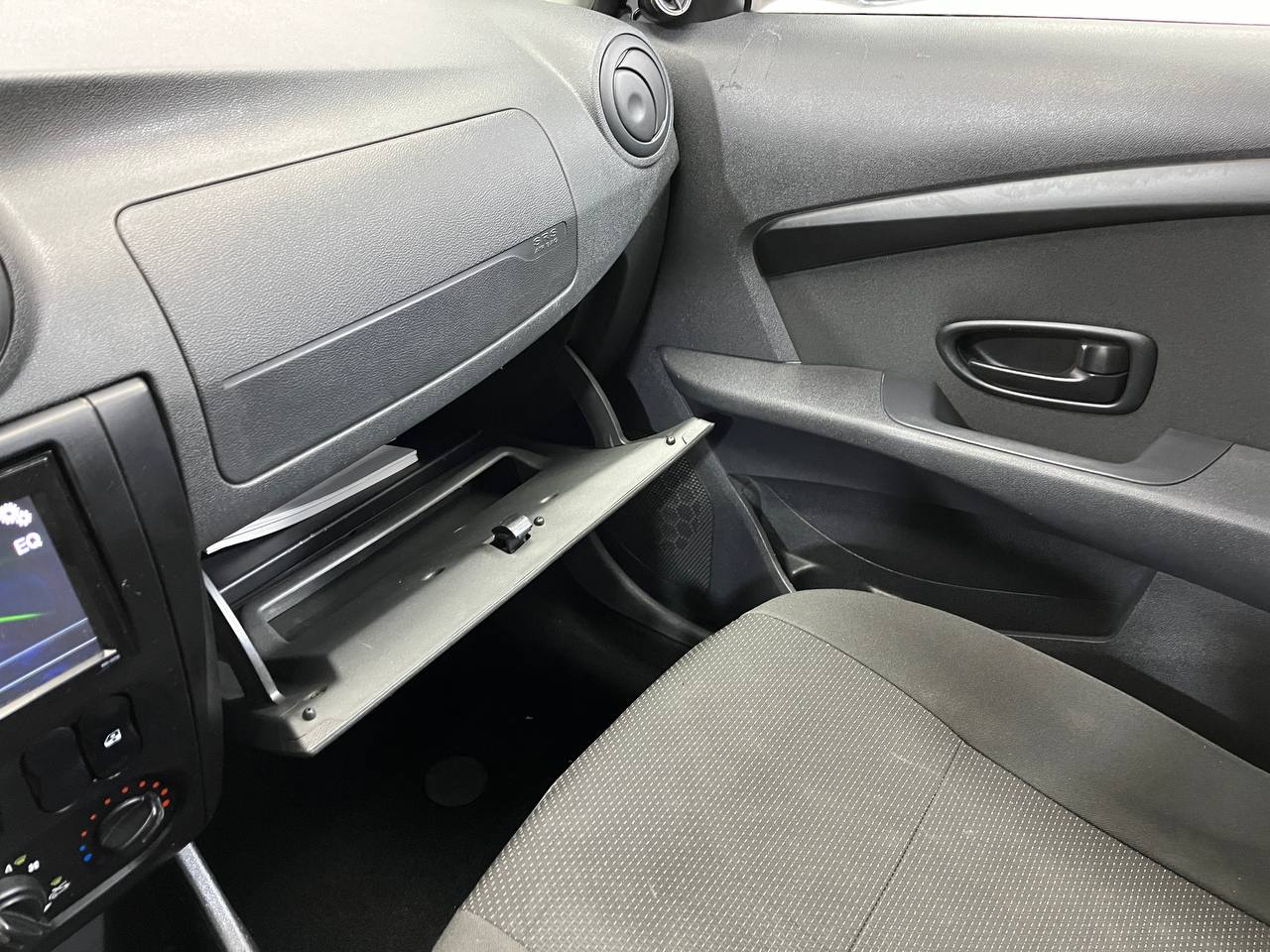 NISSAN ALMERA