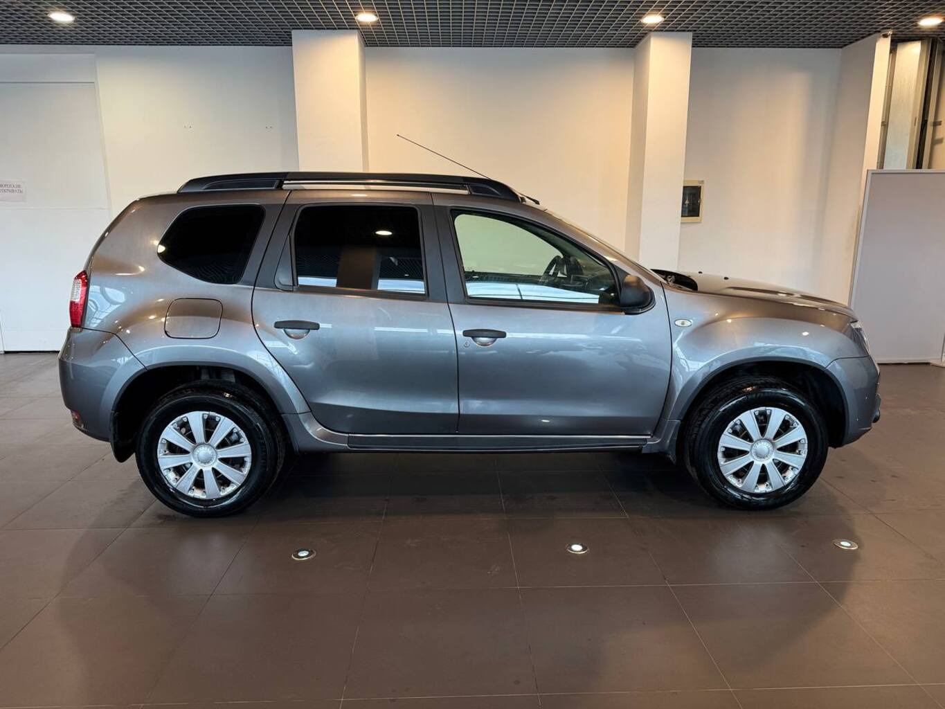 NISSAN TERRANO