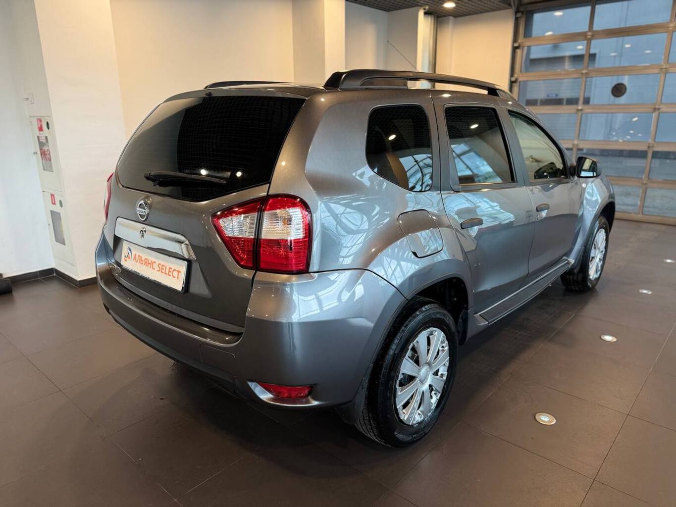 NISSAN TERRANO