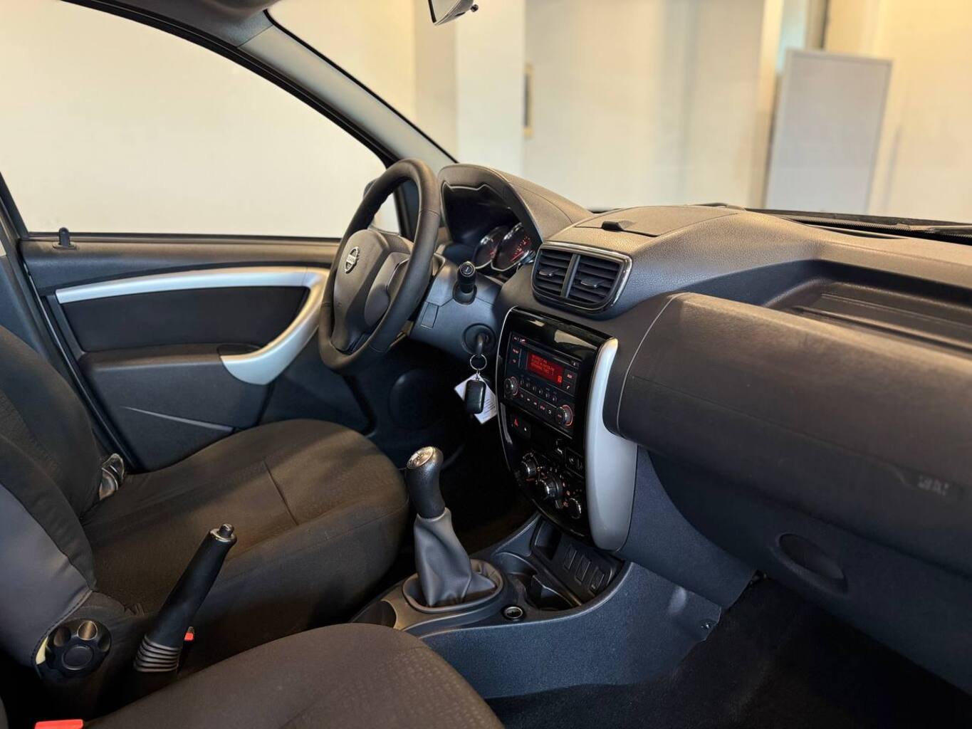 NISSAN TERRANO