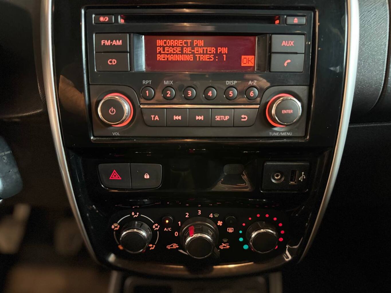NISSAN TERRANO
