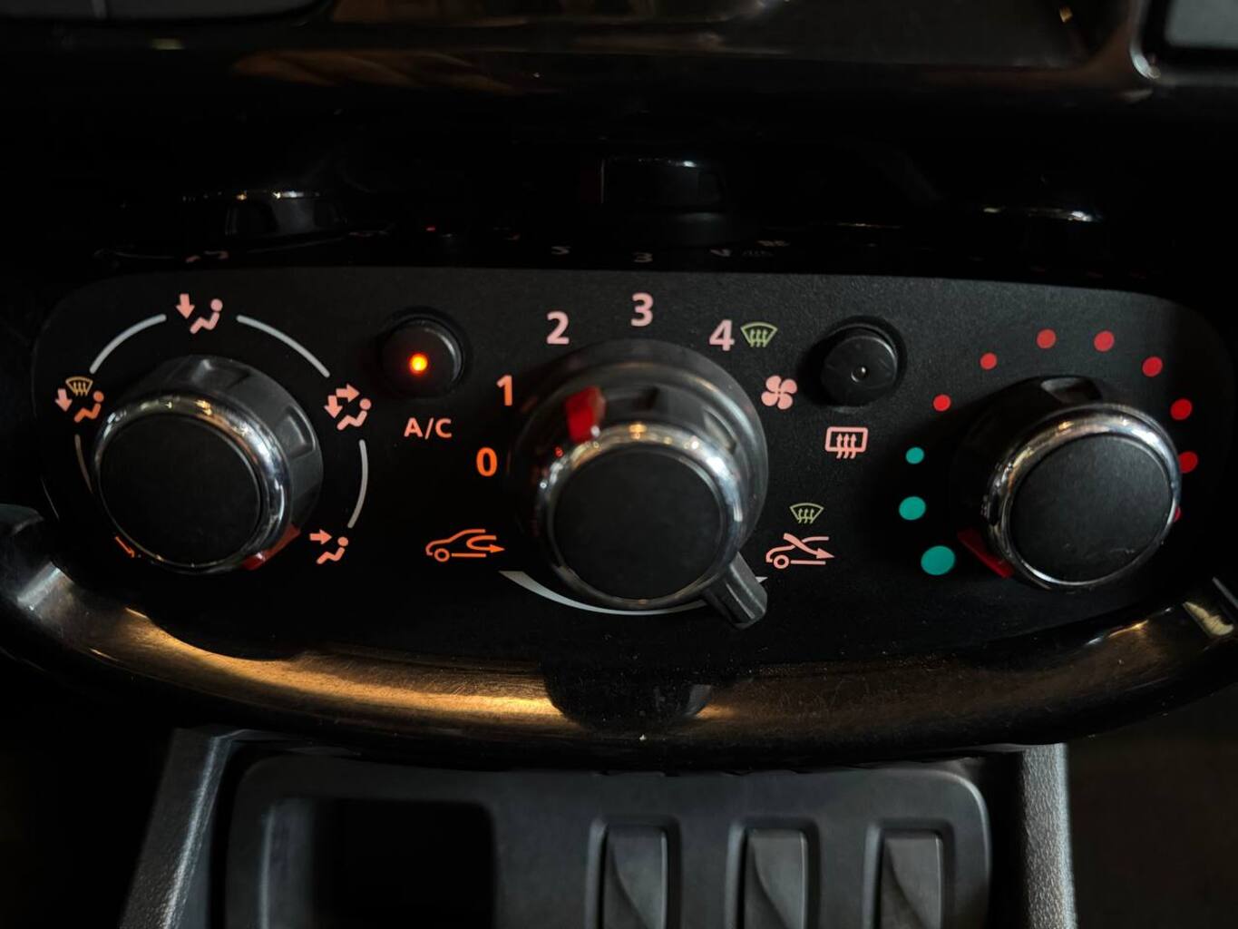 NISSAN TERRANO