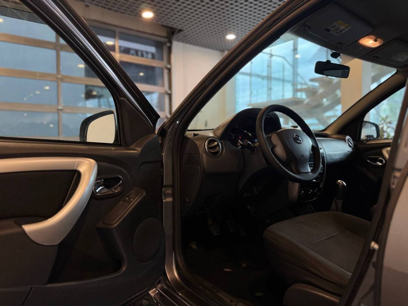 NISSAN TERRANO