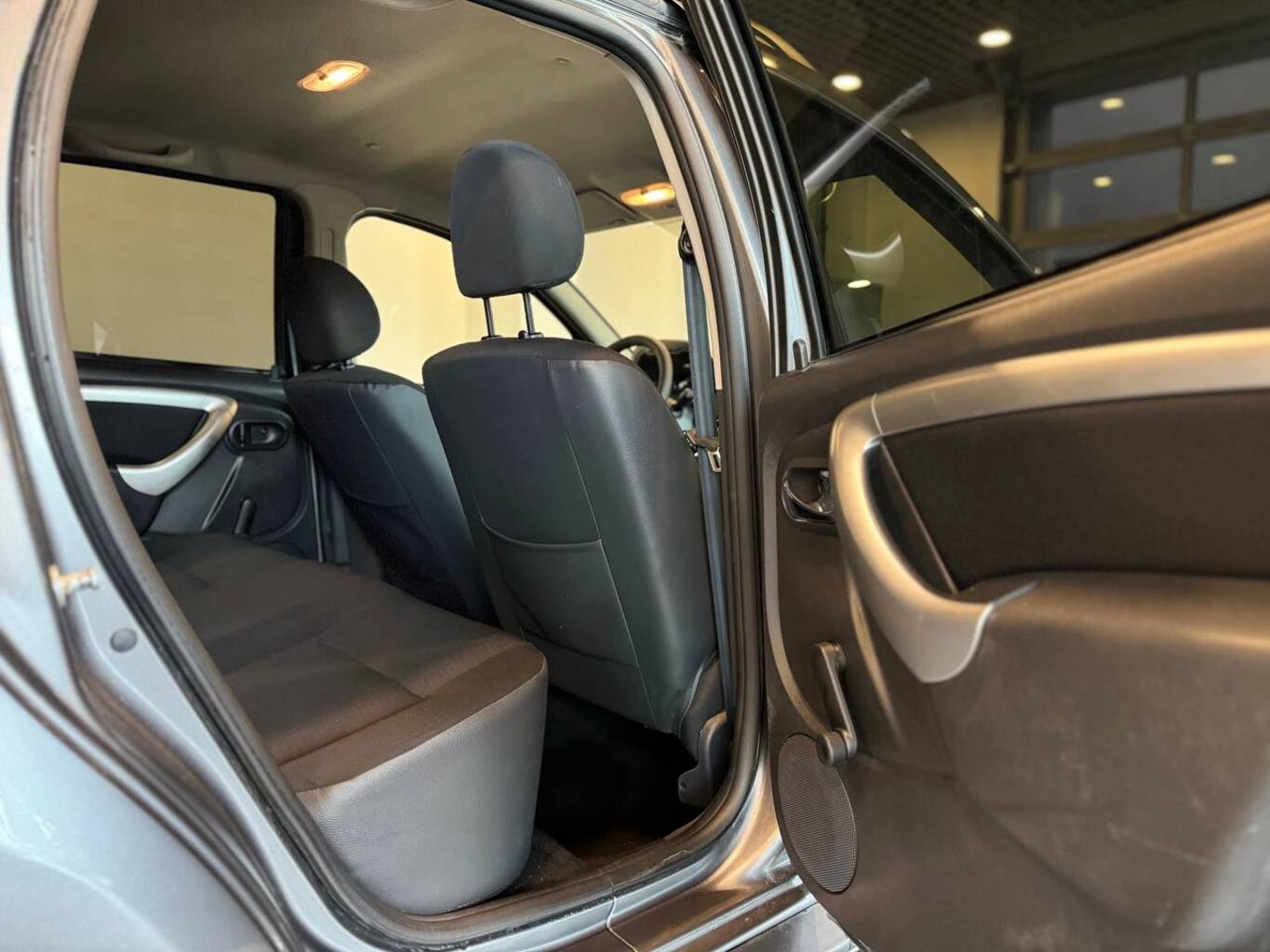 NISSAN TERRANO