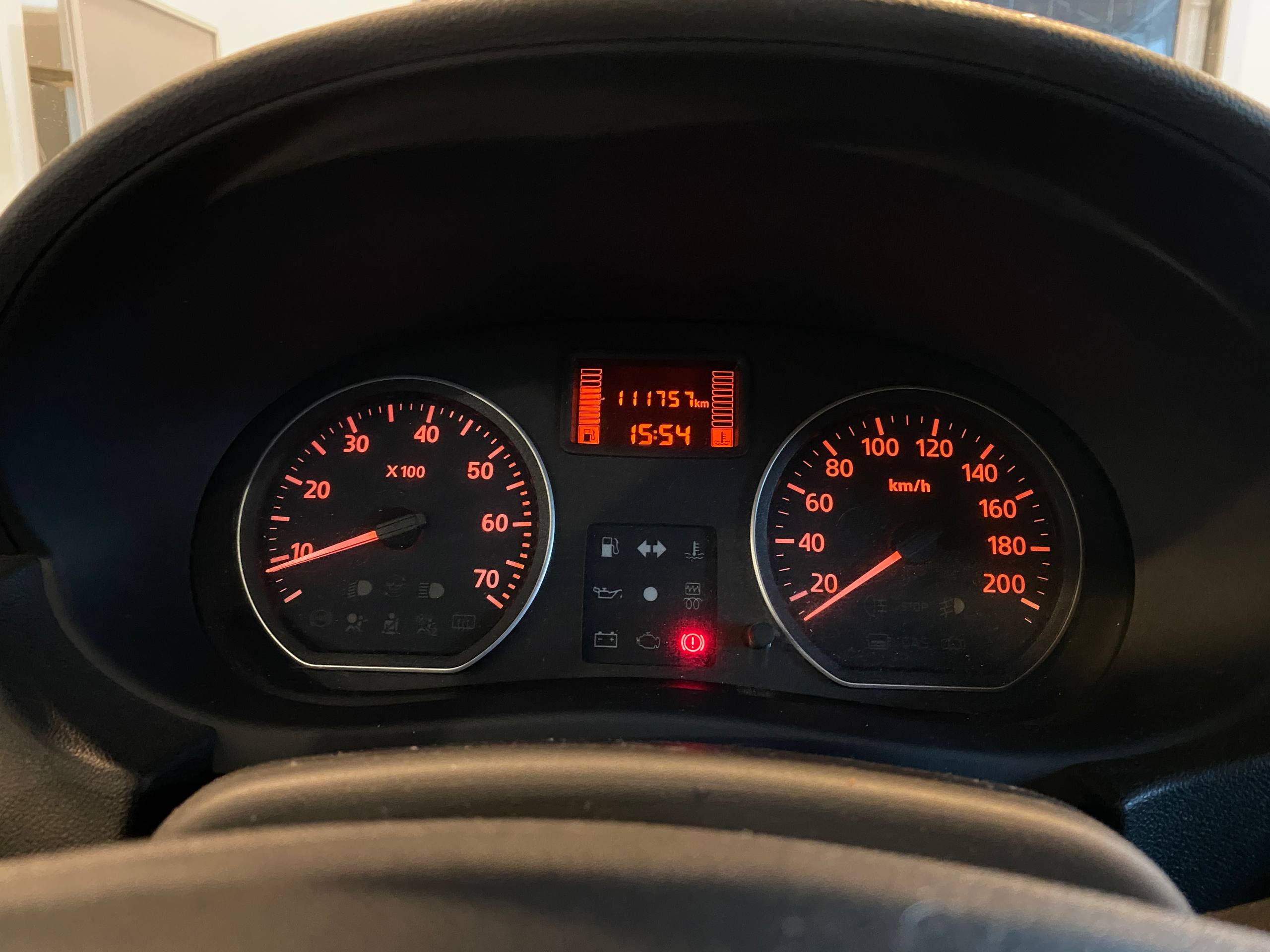 NISSAN ALMERA