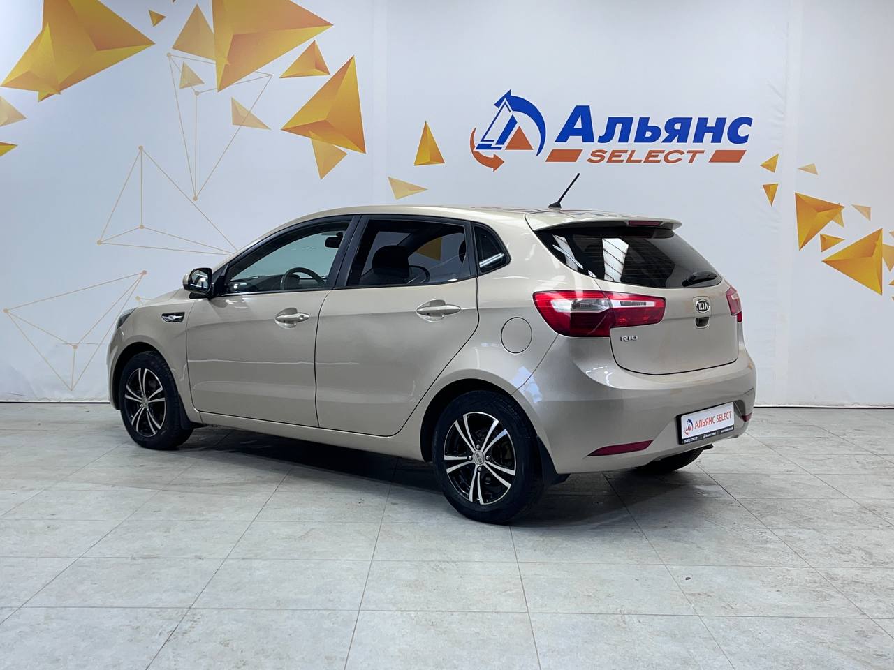 KIA RIO