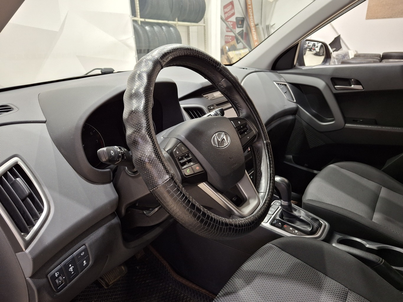 HYUNDAI CRETA