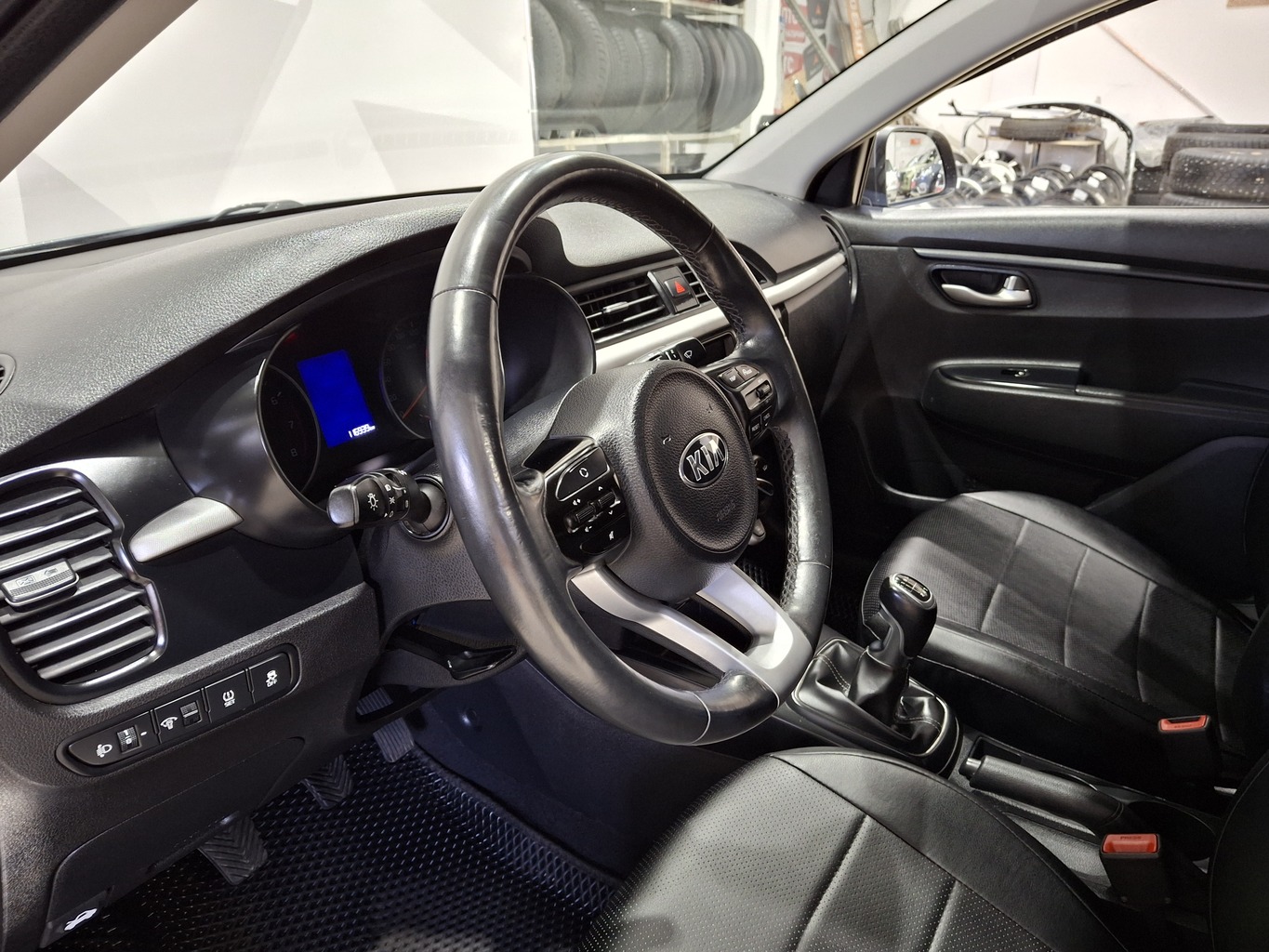 KIA RIO