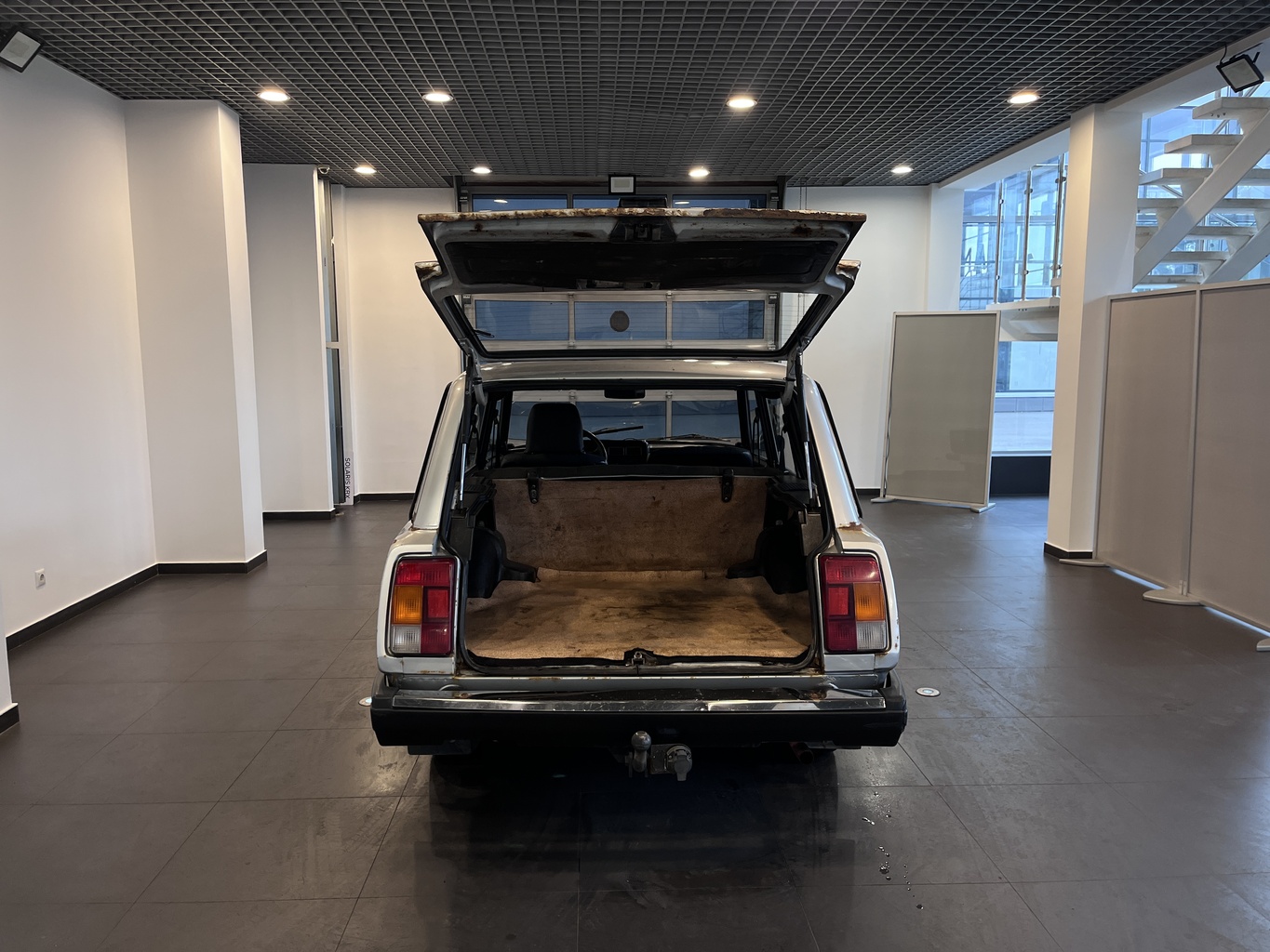 LADA 2104