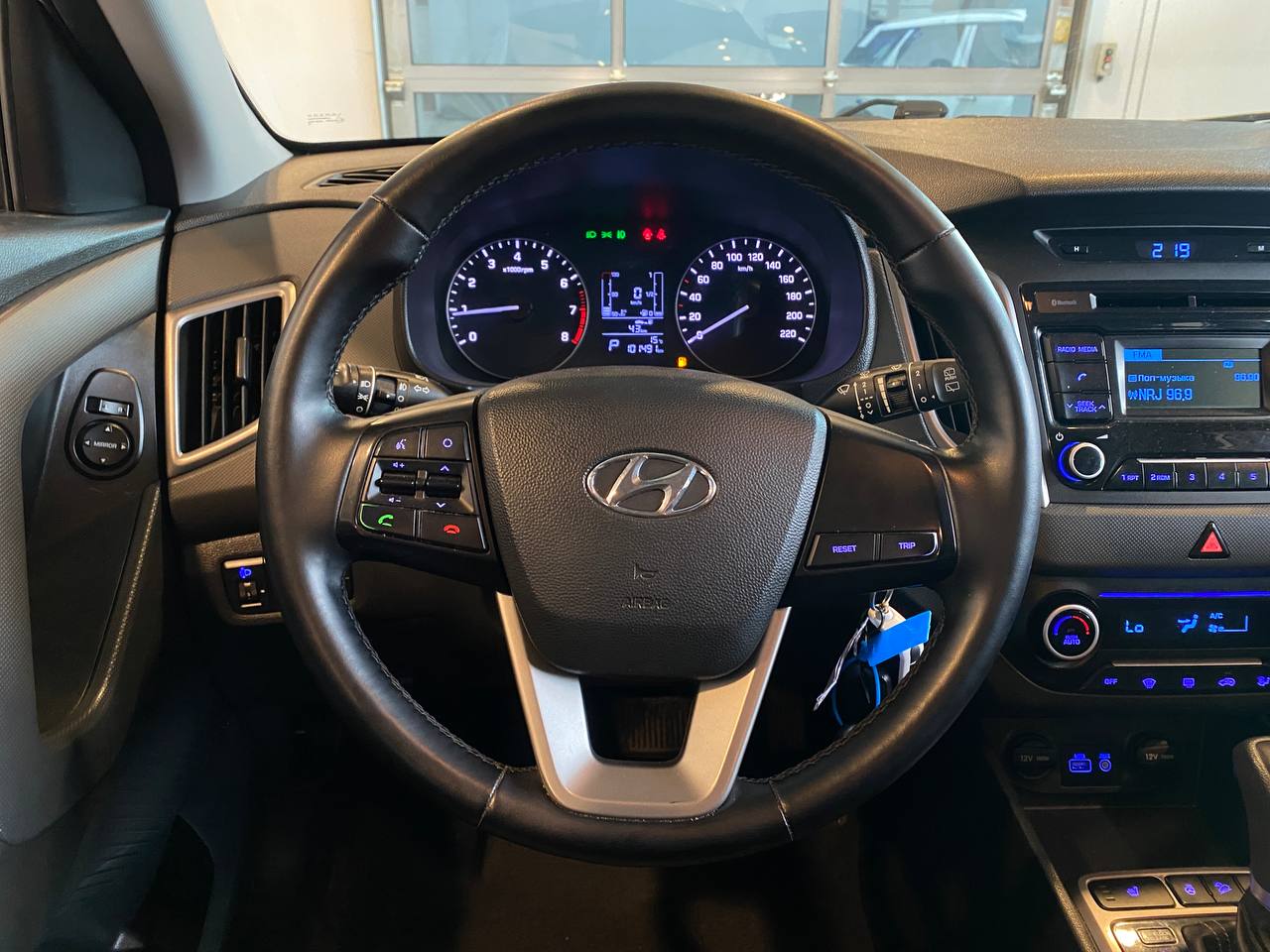 HYUNDAI CRETA