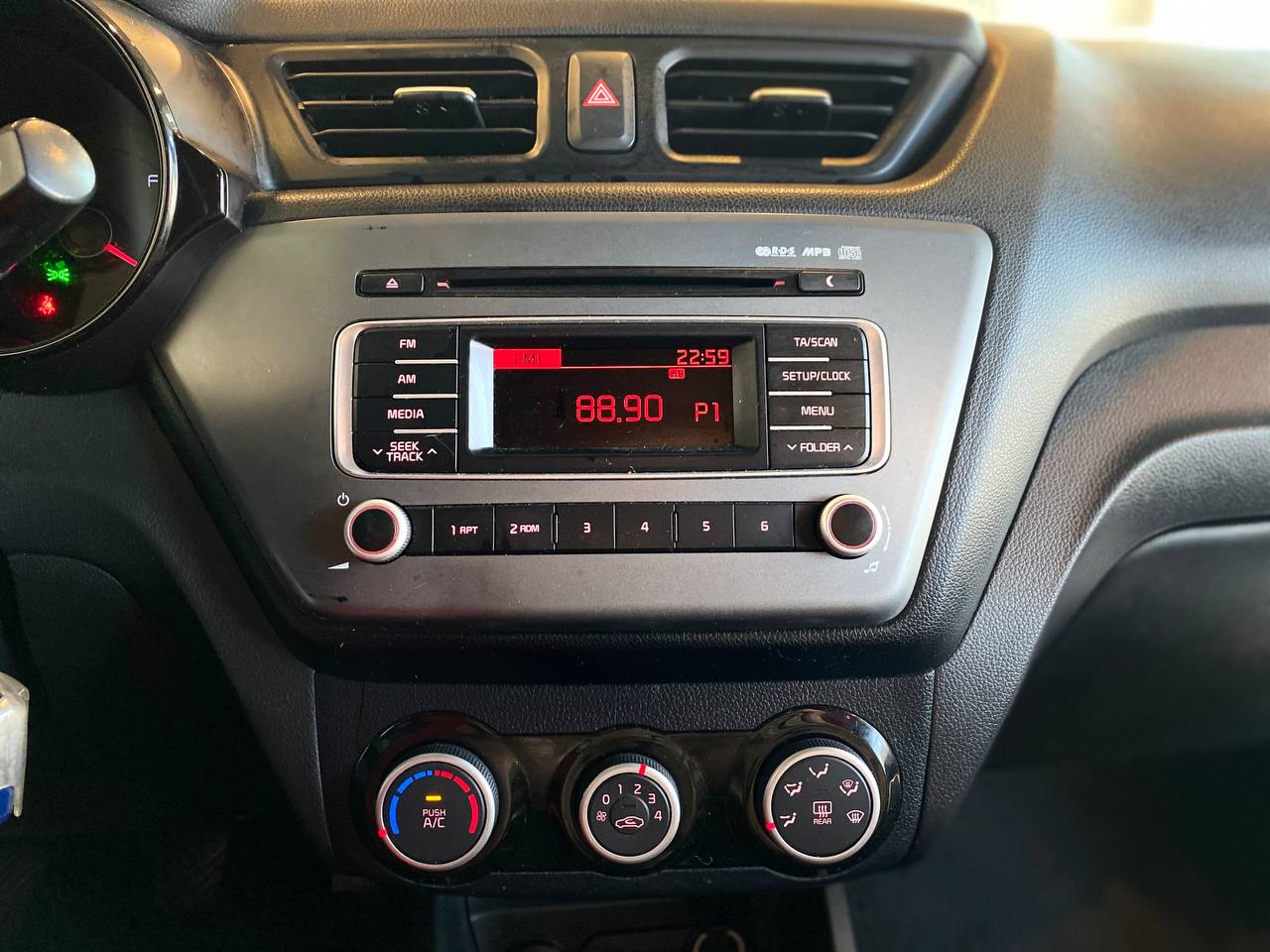 KIA RIO