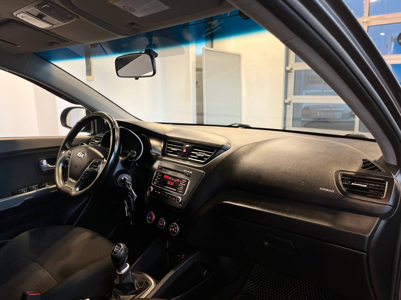 KIA RIO