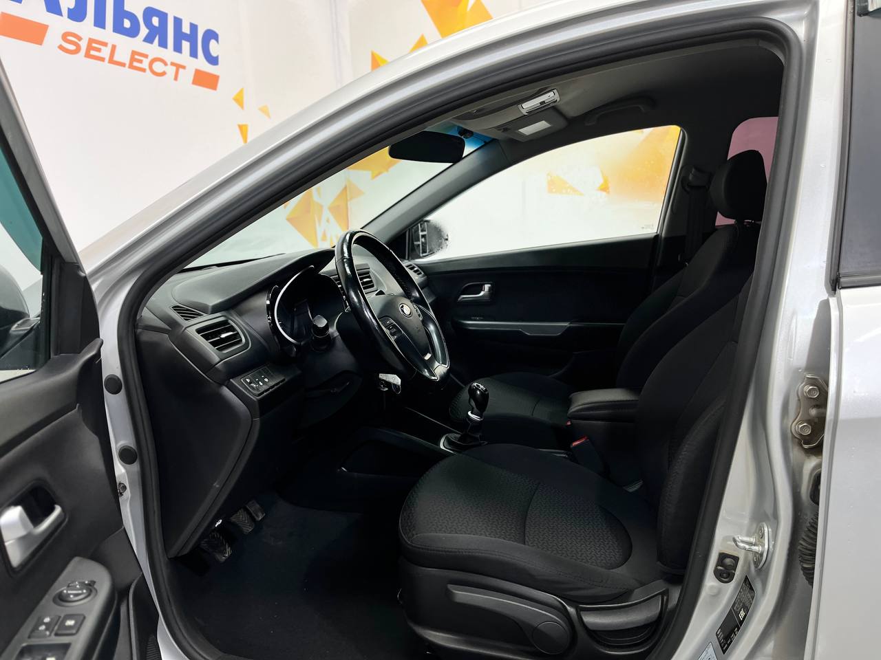 KIA RIO