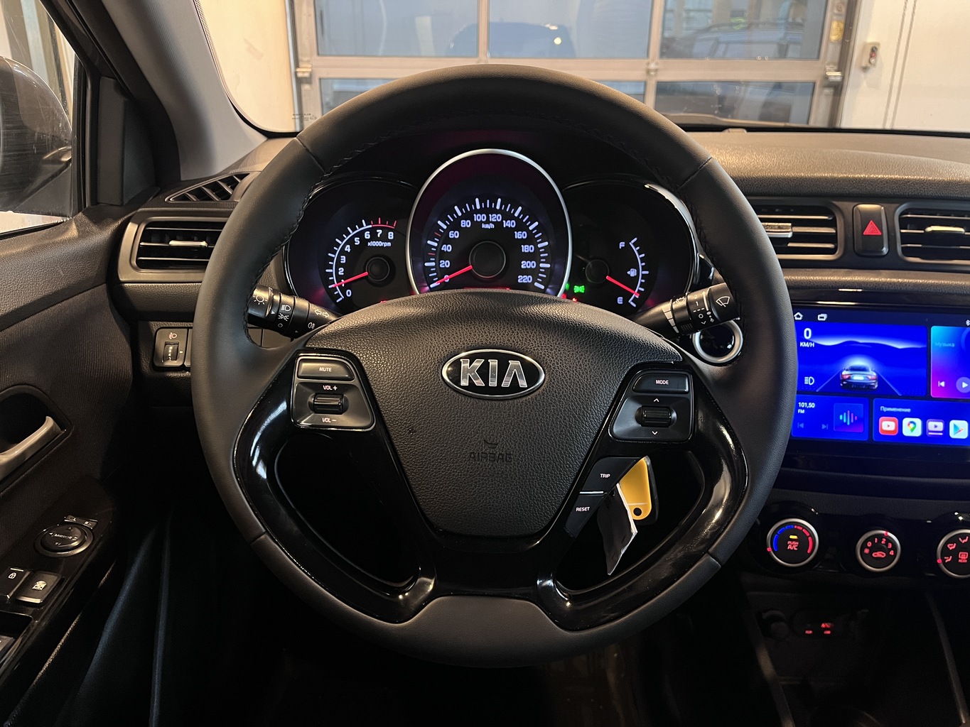 KIA RIO
