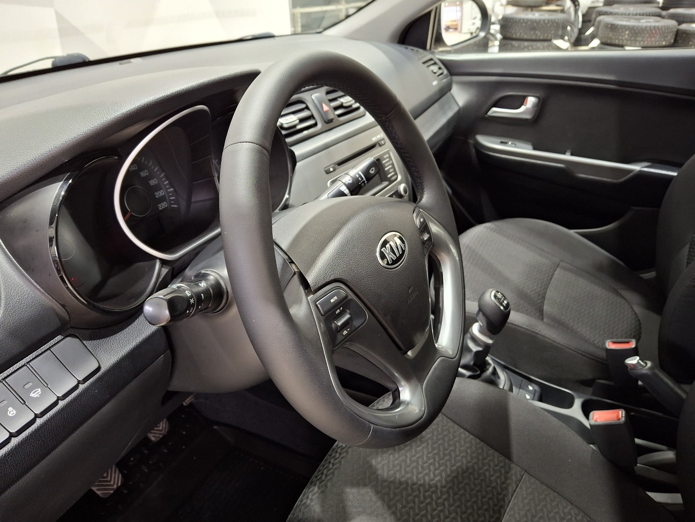 KIA RIO